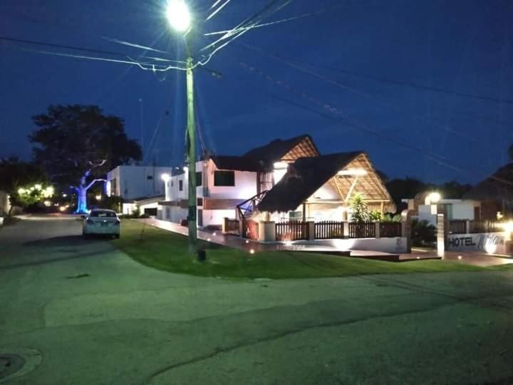 Hotel Miriam Bacalar Exterior photo