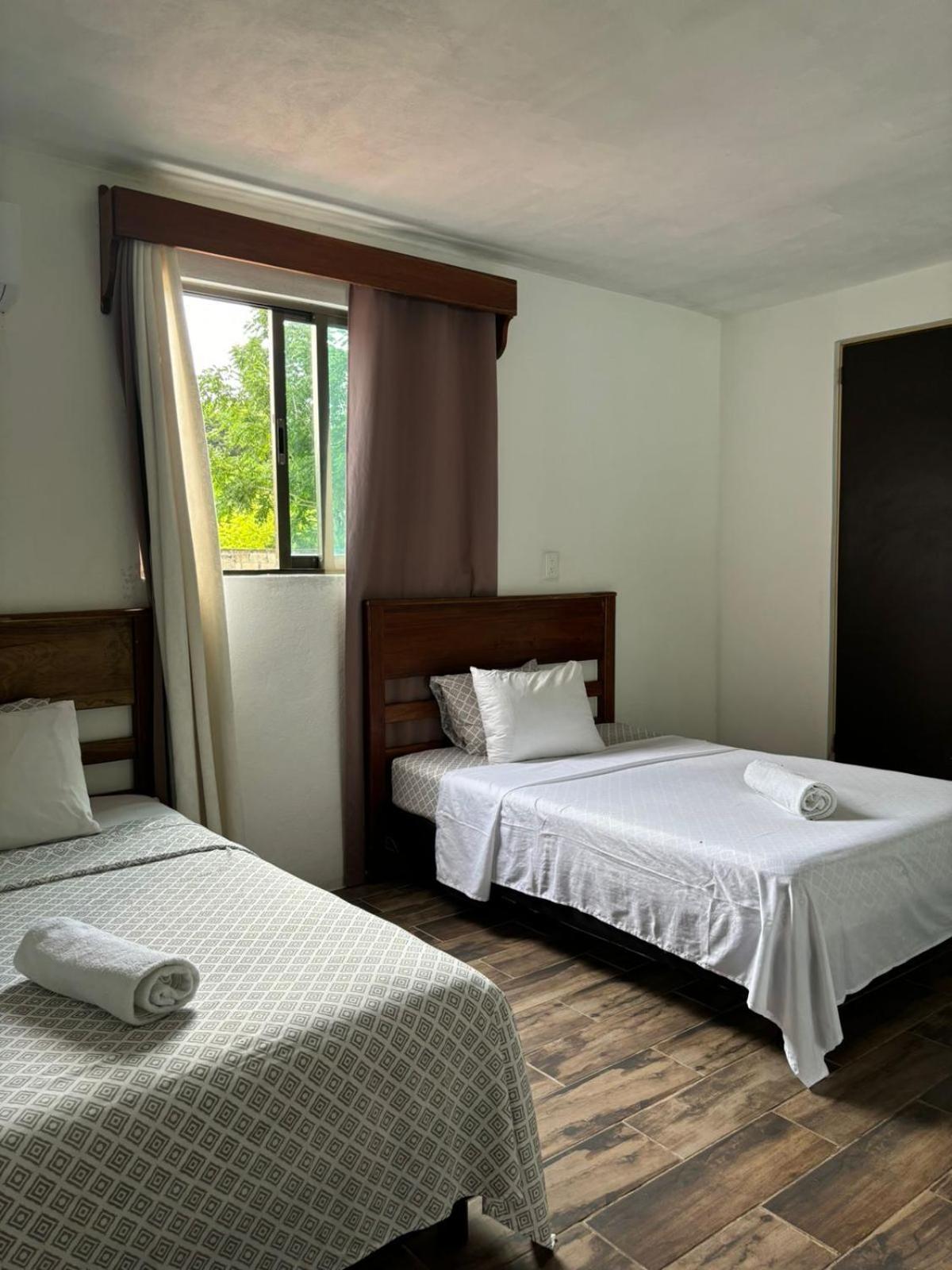 Hotel Miriam Bacalar Exterior photo